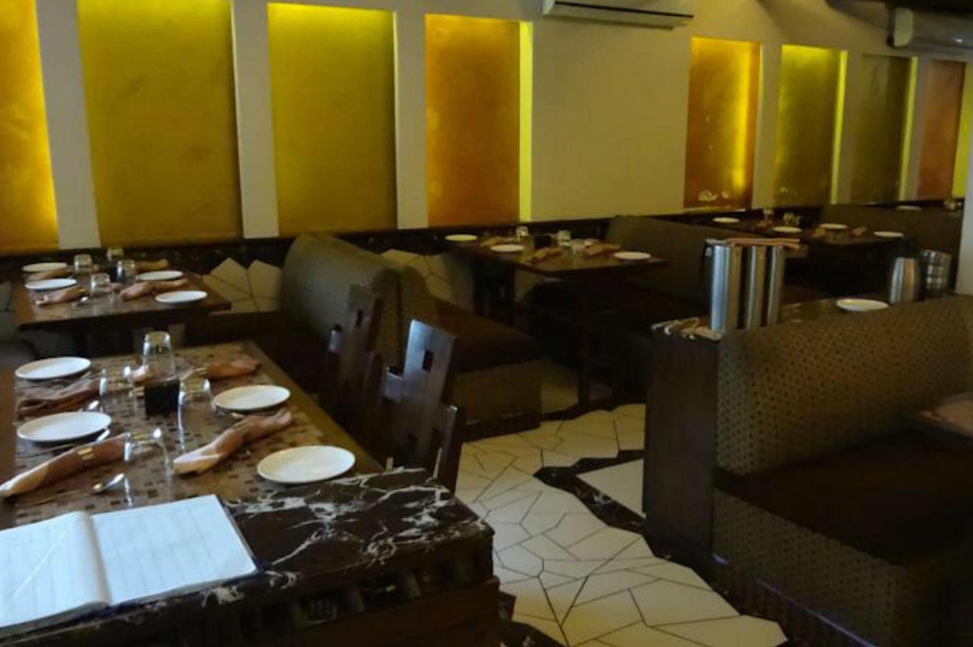 Fabhotel Shubhangan - Nr Bandra Bombay Eksteriør billede